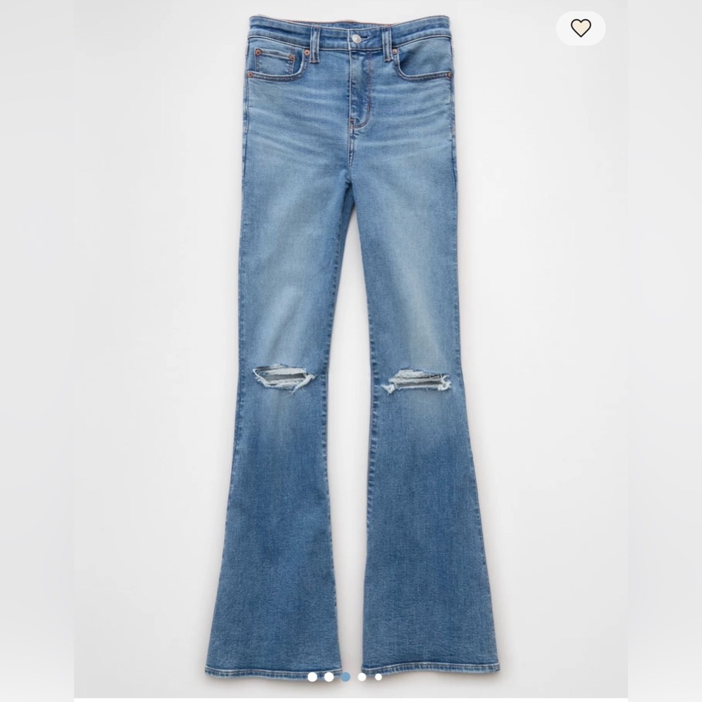 NWT! American Eagle Next Level Ripped Super High-Rise Flare Jean